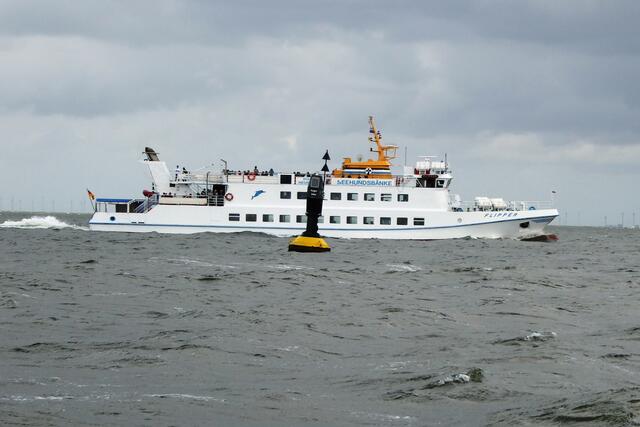 Mit dem Passagierschiff Flipper kann Neuwerk ebenfalls besucht werden. 