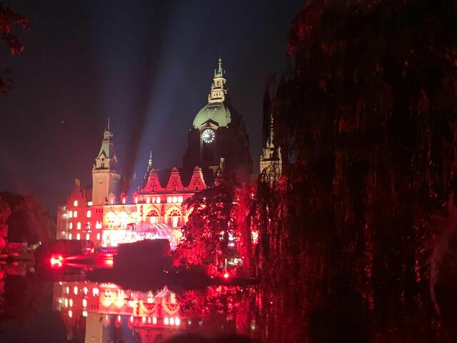 Wieder in Rot