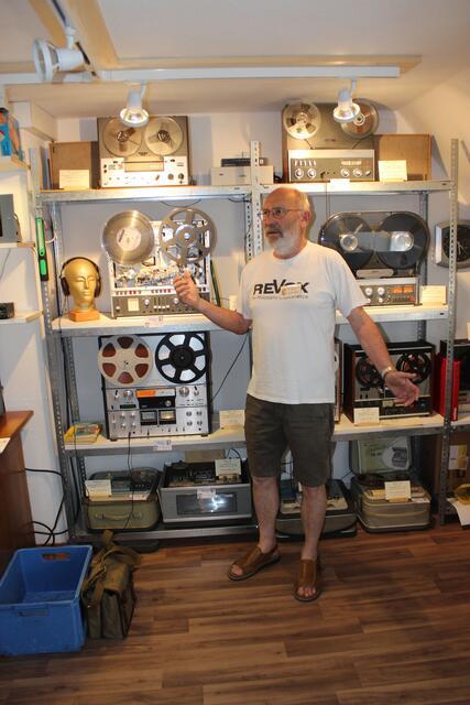 Mittlerweile ist es eine tolle Sammlung von Tonbandgeräten, die Reinhold Mayr, der Revox-Spezialist betreut. | Foto: Otto Killensberger
