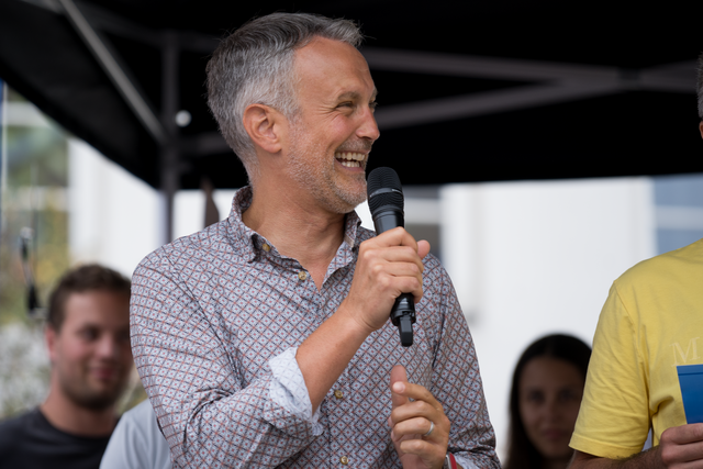 Friedberger Halbmarathon 2024 - Friedbergs Erster Bürgermeister Roland Eichmann freut sich über die perfekte Veranstaltung | Foto: FSeventfoto
