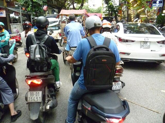 Rikscha-Fahrt in Hanoi.

