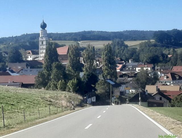 Anfahrt auf Kößlarn. | Foto: Iris Alefelder