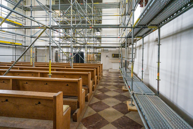 Nach dreijähriger Sanierung hat Bischof Dr. Bertram Meier die Wallfahrtskirche St. Afra im Felde mit einem feierlichen Pontifikalgottesdienst am 14. September 2024 wieder eröffnet. - Archivbilder von der Baustelle | Foto: FSeventfoto