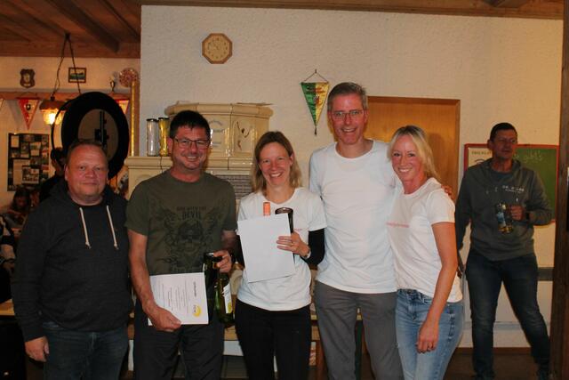 Sieger Mixed mit den Sportwarten