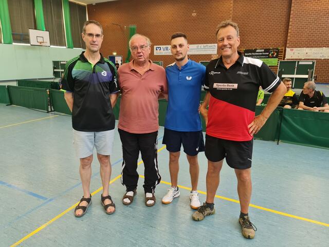 Sieger_Herren_D_Klasse | Foto: Hans-Jörg Haug