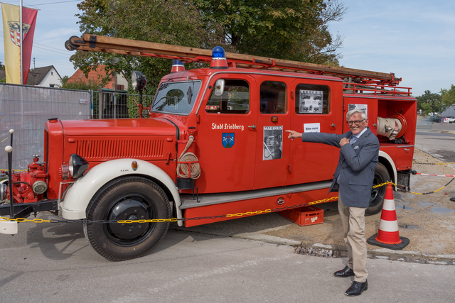 Tag der offenen Tür der Freiwilligen Feuerwehr Friedberg e.V. - Im Bild Friedbergs Ehrenbürger Peter Feile