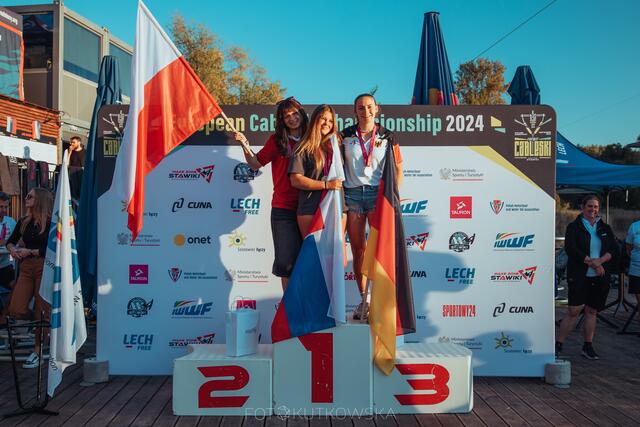 Paula Götz - 3. Platz im Slalom und Springen | Foto: © Fotokutowska: https://www.instagram.com/fotokutkowska?igsh=MTBmOHc0bWVzZ3k1cA==