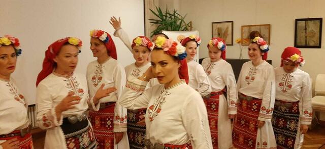 Tanzgruppe Jarava | Foto: Marianne Stenglein