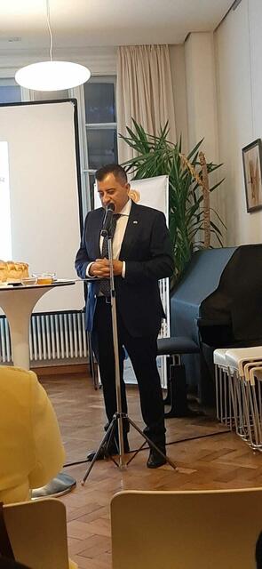 Stefan Jonkov - Generalkonsul der Republik Bulgarien in München beim Länderabend Bulgarien in Augsburg | Foto: Marianne Stenglein