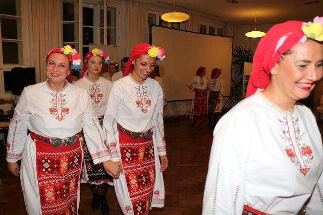 Tanzgruppe Jarava | Foto: Marianne Stenglein