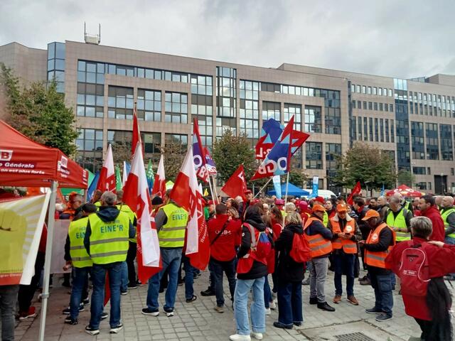 Lehrter Gewerkschafter demonstrieren im Europaviertel von Brüssel mit vielen Gewerkschafter*innen aus ganz Europa | Foto: DGB 