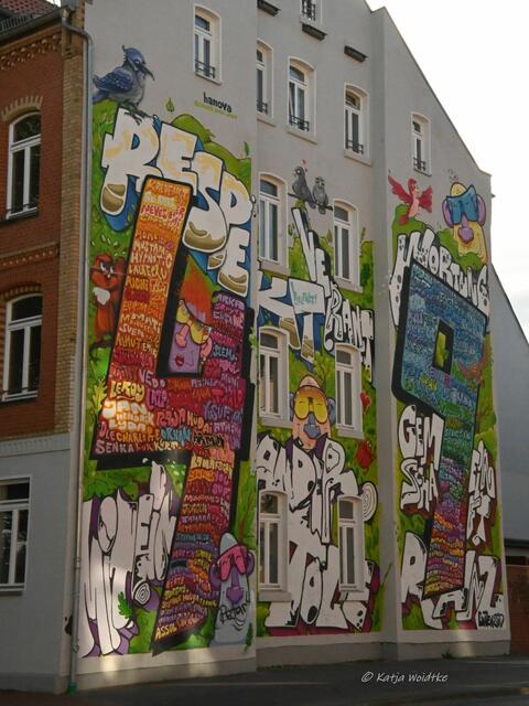 Graffitis in Hannover (Foto: Katja Woidtke)

Im Sommer 2024 entstand am Allerweg in Linden-Süd ein neues Graffiti | Foto: Katja Woidtke