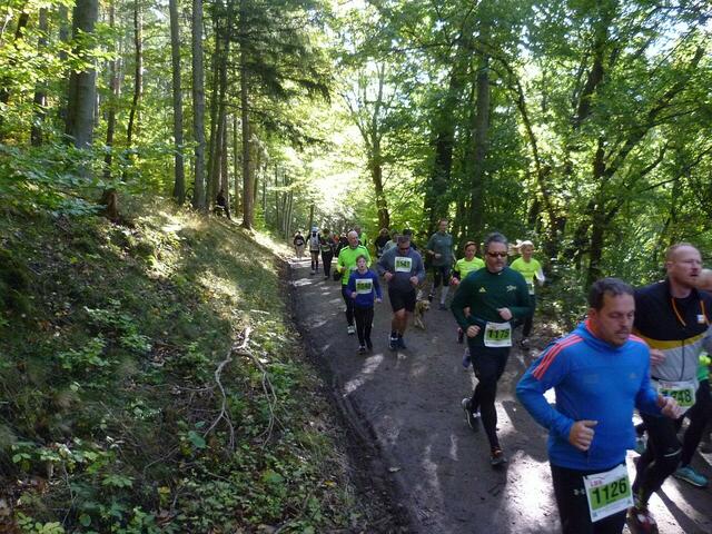 11 Kilometer: Auf dem ersten Kilometer.	
