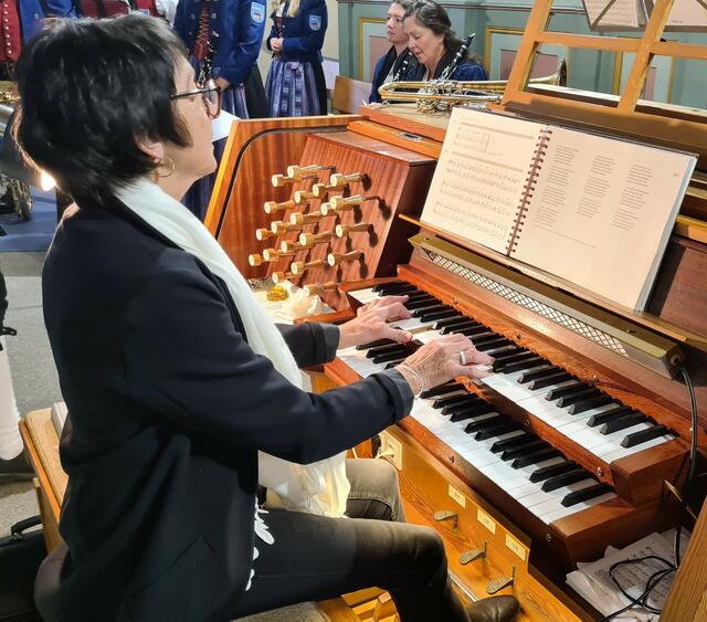 Organistin Rita Buchner bestens bewährt