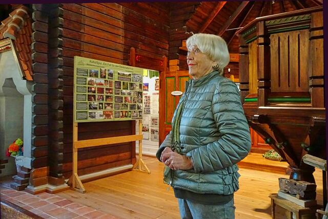 Frau Wallburg Anlauf während ihres Vortrages
