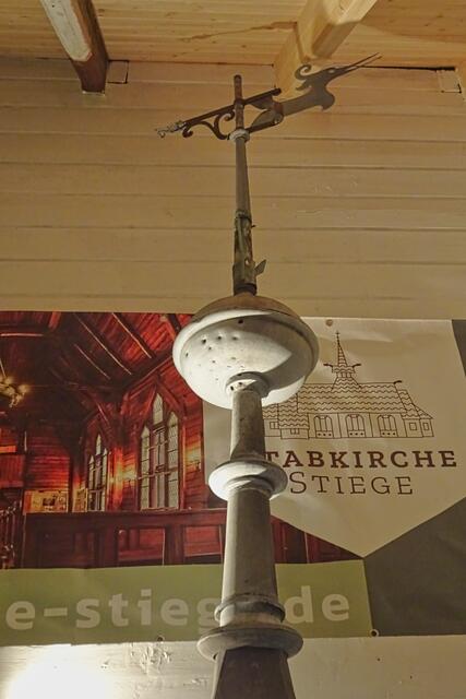 der orginale Turmknauf  auch Turmzier genannt wird in der Kirche aufbewahrt