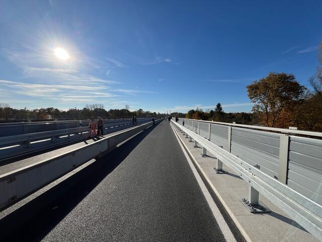Die Straße gehörte den Fußgängern