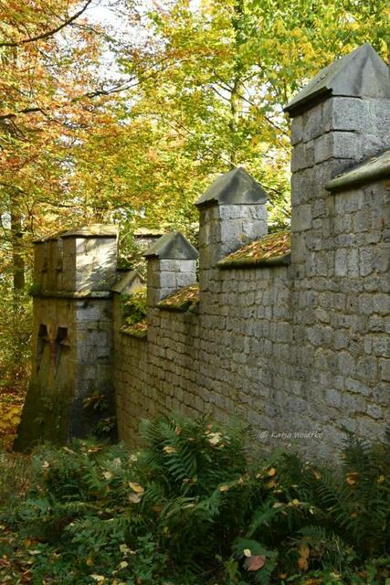 Schlösser und Burgen in Deutschland (Foto: Katja Woidtke)

Schloss Marienburg - mit Zinnen bekrönte Mauern erinnern an alte Ritterburgen | Foto: Katja Woidtke