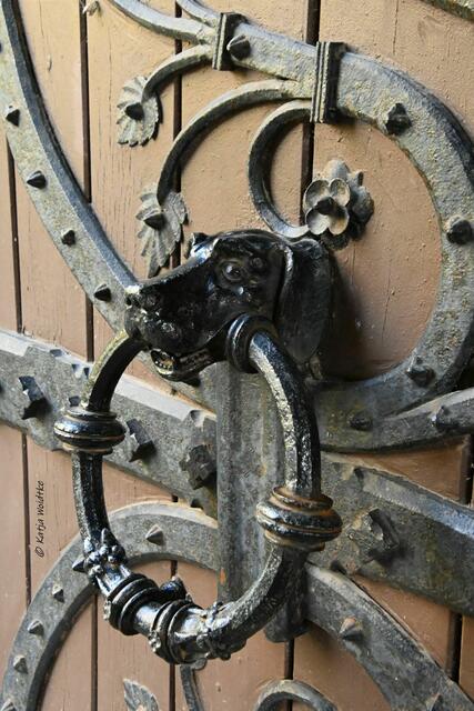 Schlösser und Burgen in Deutschland (Foto: Katja Woidtke)

Schloss Marienburg - Türklopfer | Foto: Katja Woidtke