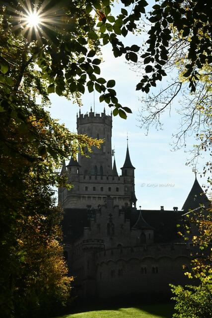 Schlösser und Burgen in Deutschland (Foto: Katja Woidtke)

Schloss Marienburg - Blick auf den mächtigen Burgturm | Foto: Katja Woidtke