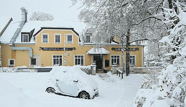 DEZEMBER: Weiße Weihnachten beim Gasthaus am Lohwald