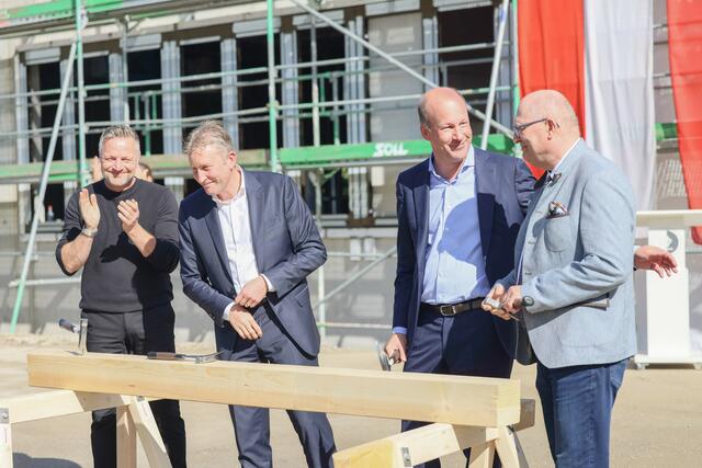 Richtfest, Justus-von-Liebig-Gymnasium in Neusäß | Foto: Julia Pietsch