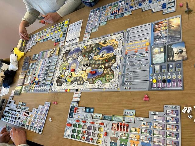 Civolution - sehr regelintensiv, dann aber ein richtig gutes Feld-Spiel! | Foto: B. Kalies