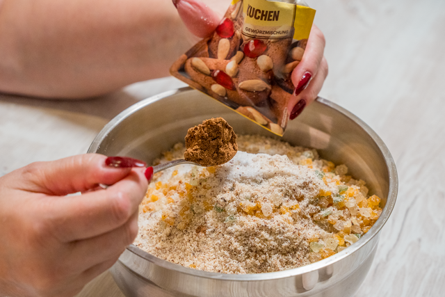 Sabinas Kochstudio - Croissant-Lebkuchen | Foto: FSeventfoto