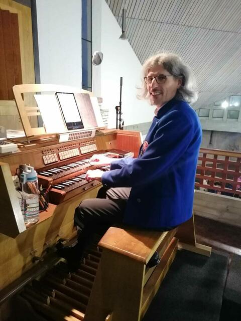 Bernhard Biberacher beim Jubiläum der Offner-Orgel in Maria, Königin des Friedens | Foto: Stadtkapelle Gersthofen, E. Böhm