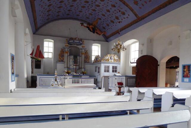 Die Inselkirche Hiddensee in Kloster.