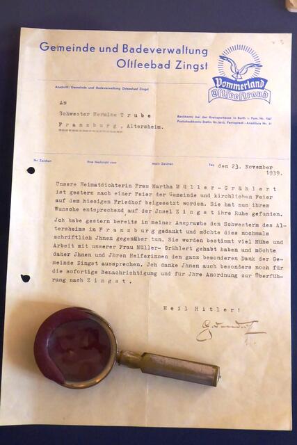 Dankesbrief der Gemeinde Ostseebad Zingst an Schwester Hermine Trube vom Altersheim Franzburg mit einem Bericht zur Beerdigung am 22.11.1939.