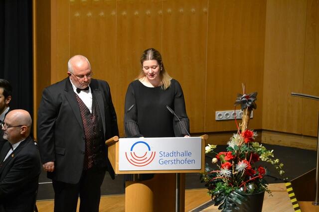 Die beiden Moderatoren Pia Landau und Walter Hochmuth führten charmant durch den Abend.