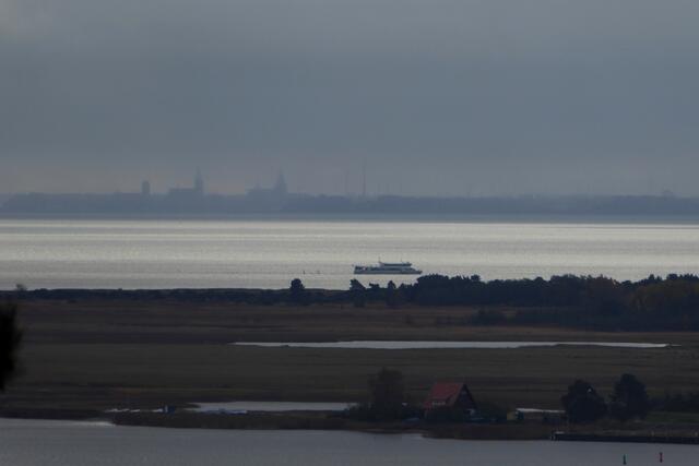 Blick über den Bodden nach Stralsund.