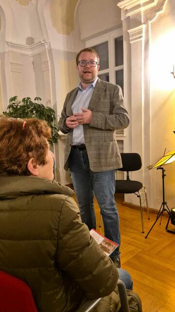 2. Günzburger Kulturnacht: Führungen im Münzkabinett des Rathauses mit dem 1. Vorsitzenden des Historischen Vereins und Stadtführer Stefan Baisch | Foto: Historischer Vereins/Rauner