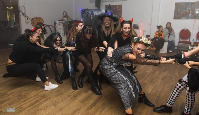 Tauziehen mit den Mamis | Foto: Andrea Dal Ponte