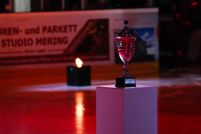 Königsbrunn verteidigt die Meisterschaft und holt 2024 erneut den Pokal. | Foto: Dietmar Ziegler