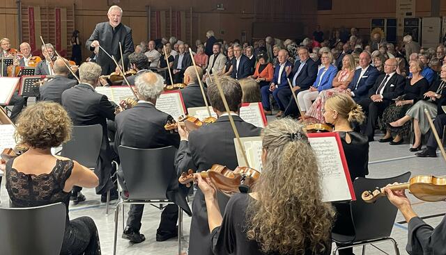 Dirigent Karl-Heinz Steffens | Foto: Gerd Horseling