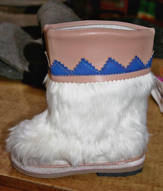 aufwendig gearbeitet in der Jurte