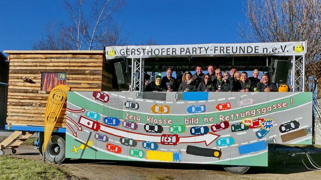 Vorstellung unseres Faschingswagens im Januar 2024. | Foto: Gersthofer Party-Freunde n.e.V.