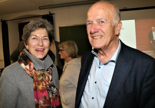 Elfriede Ohrnberger neben Alt-OB der Stadt Augsburg Dr. Peter Menacher | Foto: Marianne Stenglein