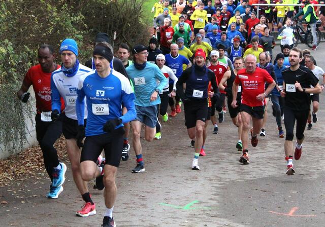 Start zum Mönchsdegginger Jedermannslauf