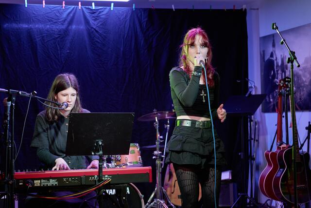 Jule und Maja | Foto: Gregor Eisele/kaloo images