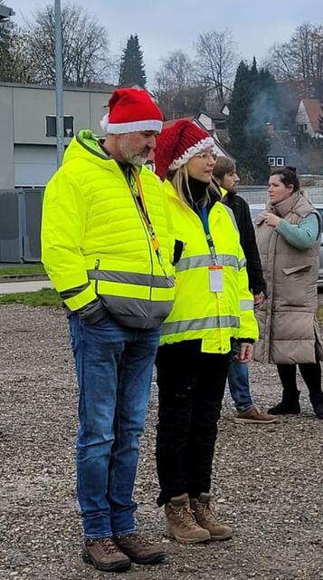 Wolfgang Söll und Janina Pelz sind erfahrene Nikoläuse | Foto: Hinsehen und Helfen e.V.