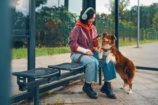 Datensicherheit wird für die Menschen immer wichtiger. Deshalb sichern modernste Standard  die gespeicherten Daten auf der neuen ePA. Alle Infos sind verschlüsselt, werden auf Servern in Deutschland gespeichert und über sichere Kanäle übertragen. | Foto: djd-k/gematik