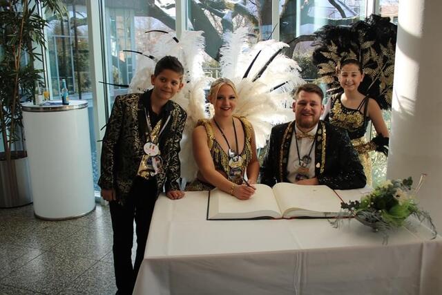 Die Prinzenpaare der FG Lechana: 
Erwachsene: Celine I. (Knoth) und Matthias I. (Proksch)
Kinder: Johanna I. (Köbernik) und Timo I. (Wagner)