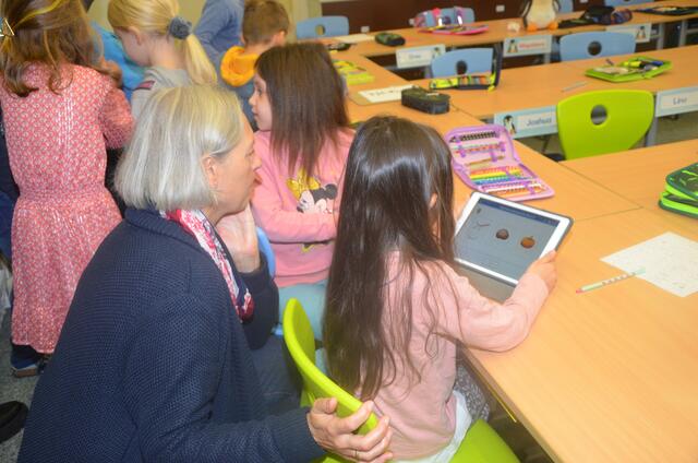 Auch digitale Medien werden sinnvoll eingesetzt. | Foto: Ramona Nahirni-Vogg