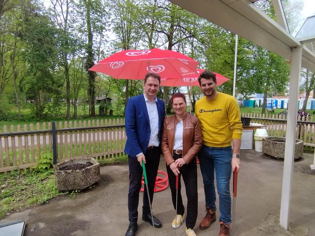 Minigolferöffnung mit Oberbürgermeister Kunz und 2 TV-Stadträten, der ehemaligen 1.Vorsitzenden Erika Schweizer und ihrem Nachfolger Daniel Kaim | Foto: TV 1862 Dillingen e.V.