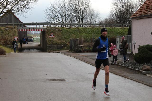 Gut in Szene gesetzt hat sich Thomas Eser beim Lauf in Kleinerdlingen