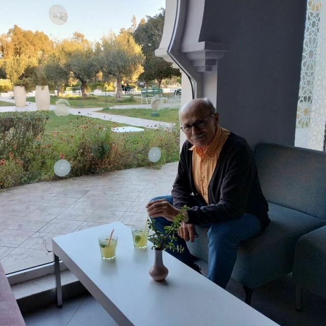 Der #Spargelsprinter stärkt sich mit einem Cocktail.
