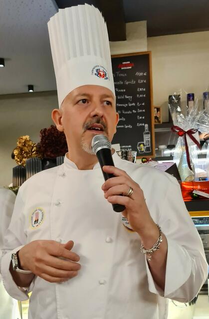 Gianluca Casini, Präsident FICG e. V. und ACIG e. V. bei Begrüßung